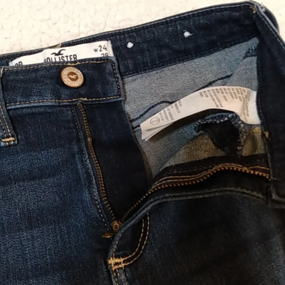Hollister‎ Blue Skinny distressed Jeans -Women's 24x28